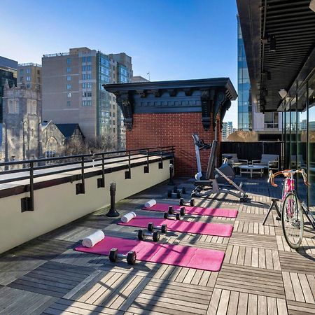 Отель Moxy Washington, Dc Downtown Экстерьер фото